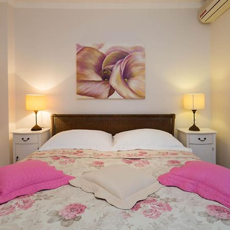 Apartments Suzy Сплит Экстерьер фото