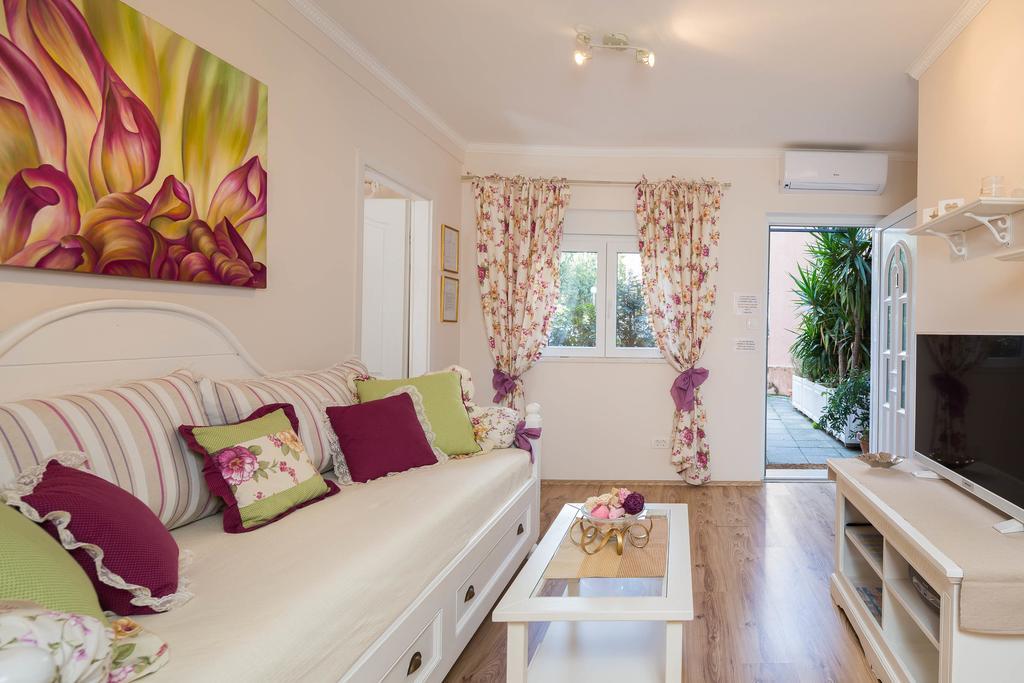 Apartments Suzy Сплит Экстерьер фото
