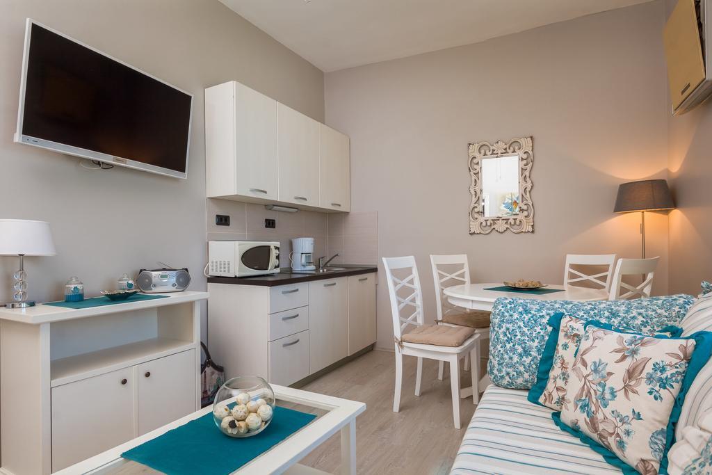Apartments Suzy Сплит Экстерьер фото